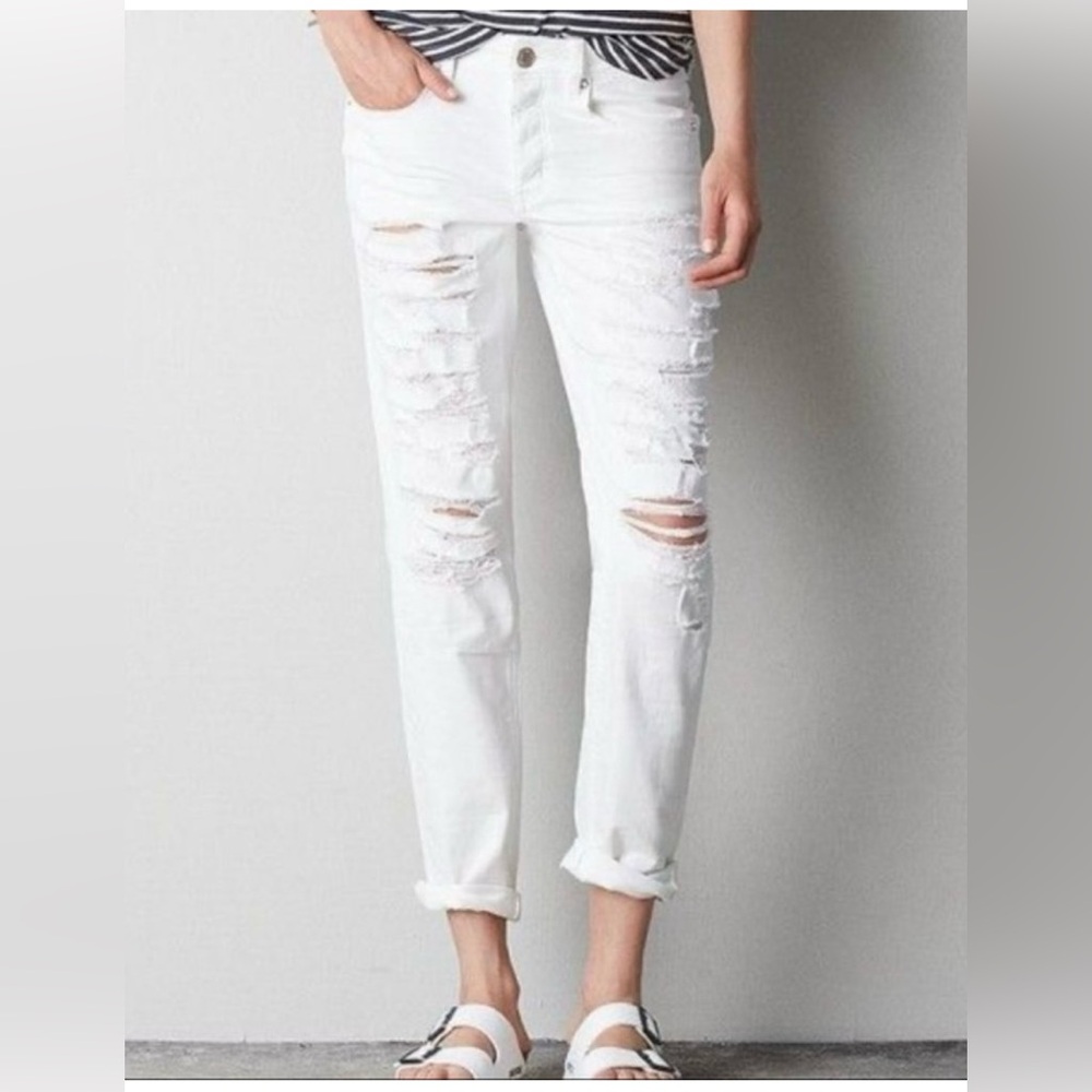 LAST CHANCE SALE Size 20 SHORT White American Eagle Jeans Tomgirl Style